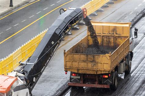 removing asphalt